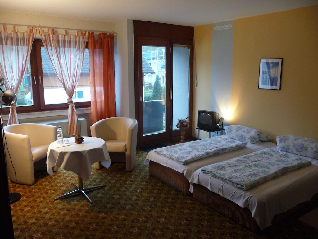 Hotel-Garni-Sonnenlay Bernkastel-Kues Room photo